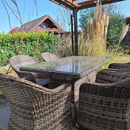 Seezeit, Ferienhaus Bis Zu 6 Personen, 500 Meter Zum Wasser, Mit Garten Hüde Buitenkant foto